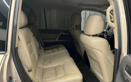 Toyota Land Cruiser 200, 2007 год, 2 599 000 рублей, 13 фотография