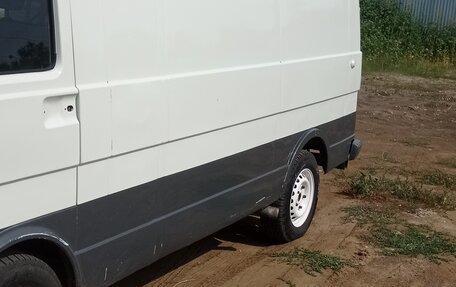 Volkswagen Transporter T4, 1990 год, 900 000 рублей, 4 фотография