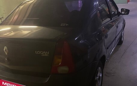 Renault Logan I, 2009 год, 550 000 рублей, 3 фотография