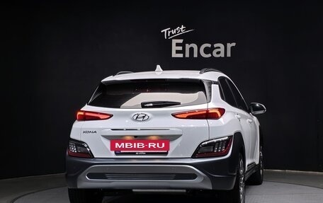 Hyundai Kona I, 2022 год, 2 025 000 рублей, 4 фотография