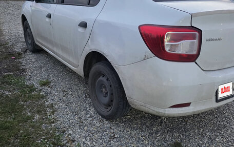 Renault Logan II, 2018 год, 350 000 рублей, 4 фотография