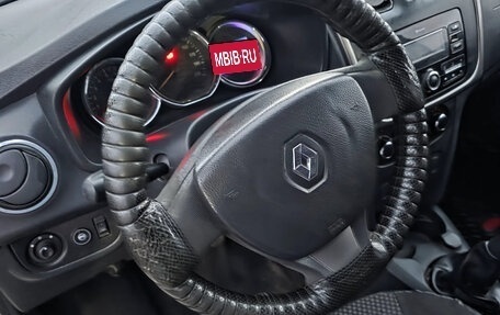 Renault Logan II, 2018 год, 350 000 рублей, 11 фотография