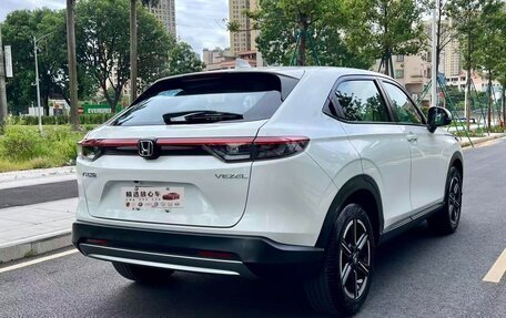 Honda Vezel, 2023 год, 1 400 000 рублей, 4 фотография