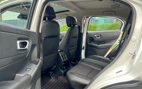 Honda Vezel, 2023 год, 1 400 000 рублей, 9 фотография