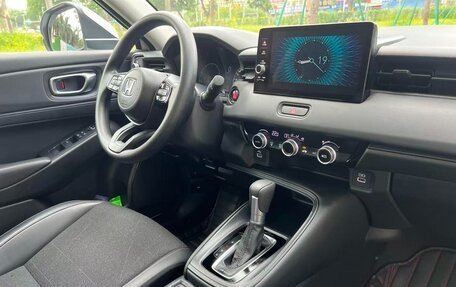 Honda Vezel, 2023 год, 1 400 000 рублей, 11 фотография
