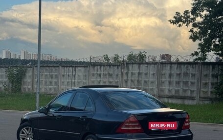 Mercedes-Benz C-Класс, 2001 год, 395 000 рублей, 4 фотография