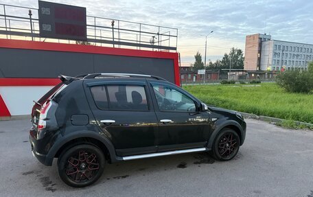 Renault Sandero I, 2013 год, 800 000 рублей, 4 фотография