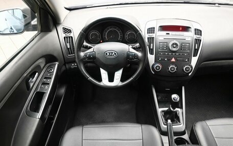 KIA cee'd I рестайлинг, 2010 год, 639 900 рублей, 9 фотография