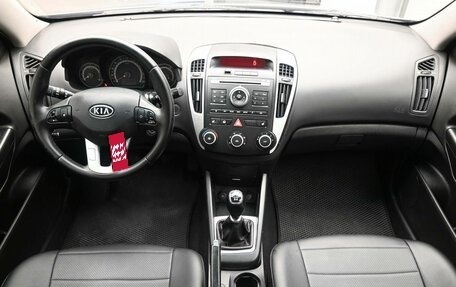 KIA cee'd I рестайлинг, 2010 год, 639 900 рублей, 8 фотография