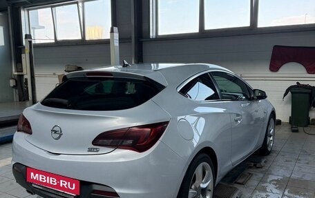 Opel Astra J, 2012 год, 869 000 рублей, 2 фотография