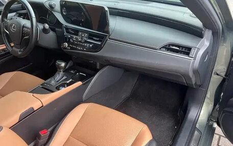 Lexus ES VII, 2022 год, 2 510 500 рублей, 16 фотография