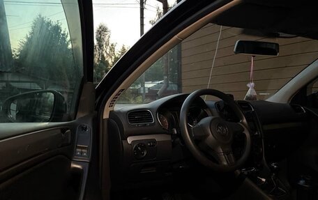 Volkswagen Golf VI, 2010 год, 450 000 рублей, 3 фотография