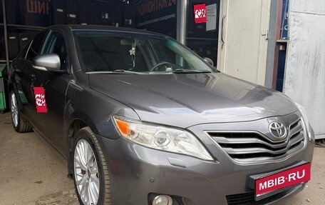 Toyota Camry, 2011 год, 1 320 000 рублей, 1 фотография
