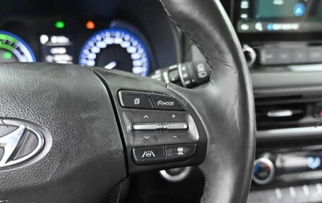 Hyundai Kona I, 2022 год, 1 457 500 рублей, 9 фотография