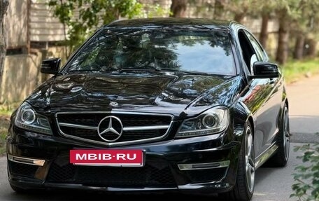 Mercedes-Benz C-Класс AMG, 2012 год, 3 800 000 рублей, 2 фотография