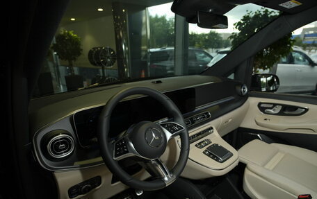 Mercedes-Benz V-Класс, 2026 год, 14 490 000 рублей, 11 фотография