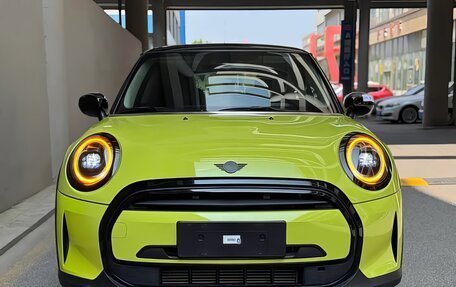 MINI Hatch, 2022 год, 2 490 000 рублей, 2 фотография