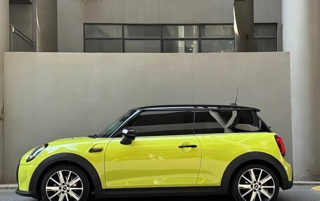 MINI Hatch, 2022 год, 2 490 000 рублей, 3 фотография