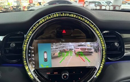 MINI Hatch, 2022 год, 2 490 000 рублей, 14 фотография