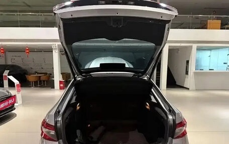 Skoda Superb III рестайлинг, 2023 год, 2 100 000 рублей, 20 фотография