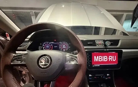 Skoda Superb III рестайлинг, 2023 год, 2 100 000 рублей, 13 фотография
