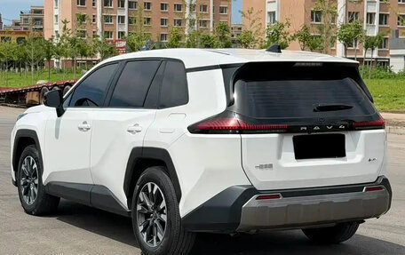 Toyota RAV4, 2026 год, 4 250 000 рублей, 5 фотография