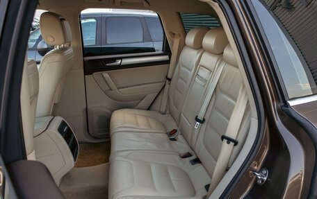 Volkswagen Touareg III, 2011 год, 1 655 000 рублей, 17 фотография