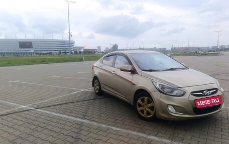 Hyundai Solaris II рестайлинг, 2014 год, 700 000 рублей, 3 фотография