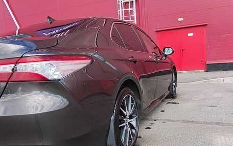 Toyota Camry, 2021 год, 3 350 000 рублей, 5 фотография