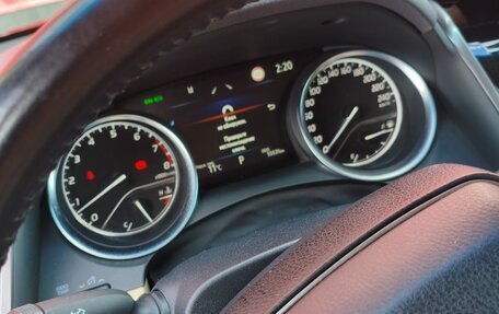 Toyota Camry, 2021 год, 3 350 000 рублей, 13 фотография