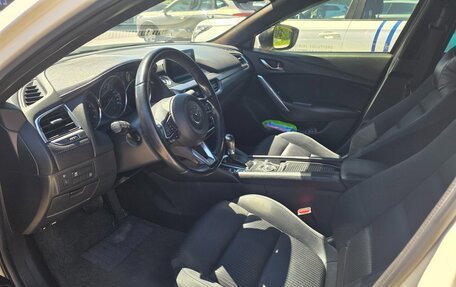 Mazda 6, 2018 год, 1 990 000 рублей, 25 фотография