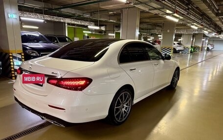 Mercedes-Benz E-Класс, 2022 год, 10 500 000 рублей, 4 фотография