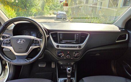 Hyundai Solaris II рестайлинг, 2017 год, 1 260 000 рублей, 9 фотография