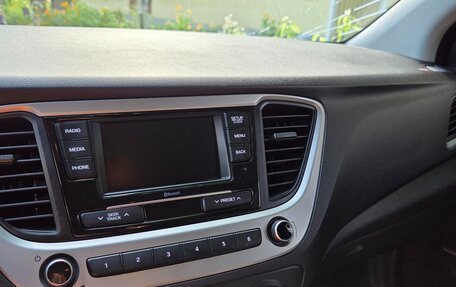 Hyundai Solaris II рестайлинг, 2017 год, 1 260 000 рублей, 10 фотография