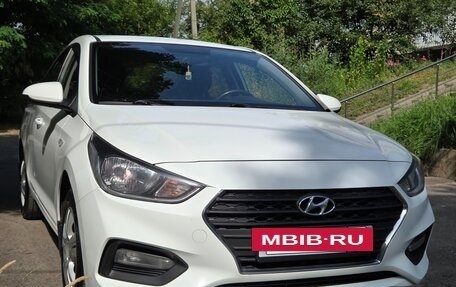 Hyundai Solaris II рестайлинг, 2017 год, 1 260 000 рублей, 2 фотография