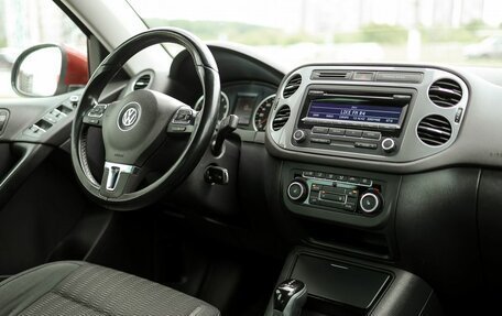 Volkswagen Tiguan I, 2011 год, 1 349 000 рублей, 10 фотография
