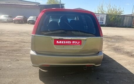 Honda Stream I рестайлинг, 2001 год, 220 000 рублей, 4 фотография