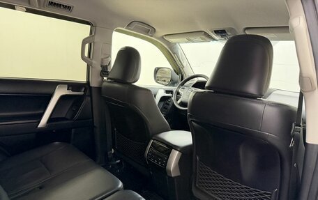 Toyota Land Cruiser Prado 150 рестайлинг 2, 2020 год, 4 859 000 рублей, 13 фотография