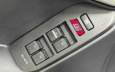 Toyota Land Cruiser Prado 150 рестайлинг 2, 2020 год, 4 859 000 рублей, 16 фотография