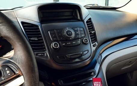 Chevrolet Orlando I, 2012 год, 915 000 рублей, 10 фотография