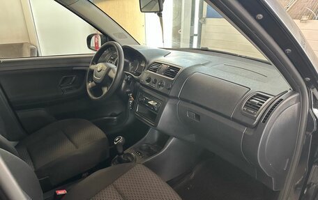 Skoda Fabia II, 2012 год, 349 000 рублей, 5 фотография