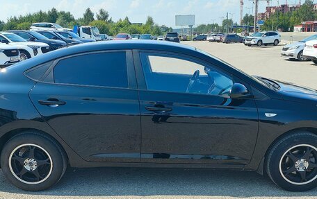 Hyundai Solaris II рестайлинг, 2018 год, 1 248 000 рублей, 14 фотография
