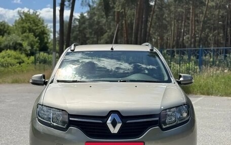 Renault Logan II, 2014 год, 855 000 рублей, 2 фотография