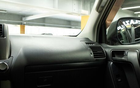 Toyota Land Cruiser Prado 150 рестайлинг 2, 2010 год, 2 589 000 рублей, 8 фотография