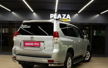 Toyota Land Cruiser Prado 150 рестайлинг 2, 2010 год, 2 589 000 рублей, 4 фотография