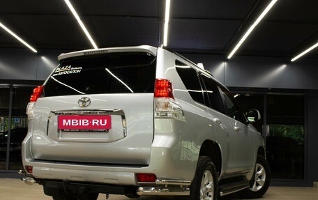 Toyota Land Cruiser Prado 150 рестайлинг 2, 2010 год, 2 589 000 рублей, 6 фотография