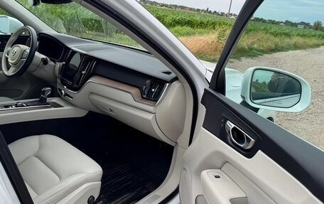 Volvo XC60 II, 2021 год, 3 800 000 рублей, 8 фотография