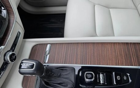 Volvo XC60 II, 2021 год, 3 800 000 рублей, 7 фотография