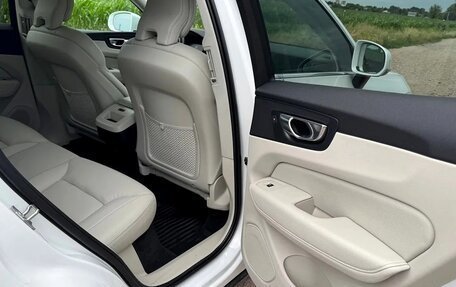Volvo XC60 II, 2021 год, 3 800 000 рублей, 10 фотография