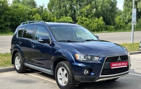 Mitsubishi Outlander III рестайлинг 3, 2011 год, 1 140 000 рублей, 1 фотография